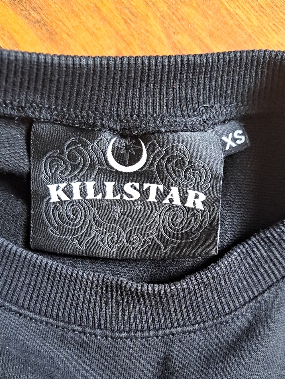Killstar Danger I'm A Hugger Cthulhu Crop Sweatshirt XS Black Goth EUC - Picture 7 of 10